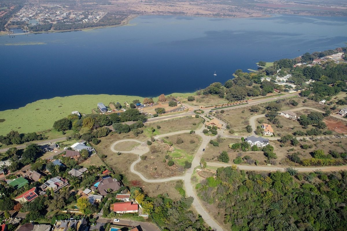 Whether a Forever Family Home or a Cherished Holiday Retreat — This Stand Delivers on Both - Photo 2