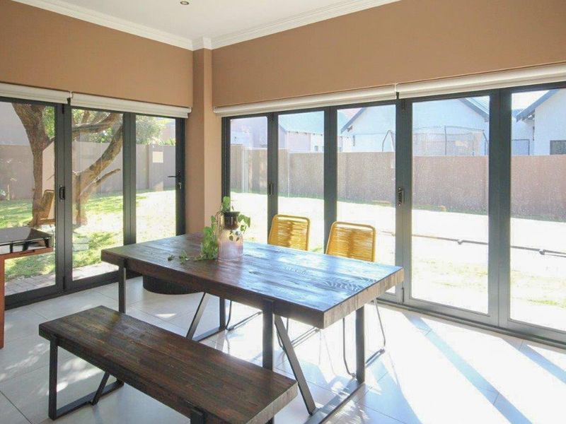 House For Sale In Hartbeespoort - Photo 8