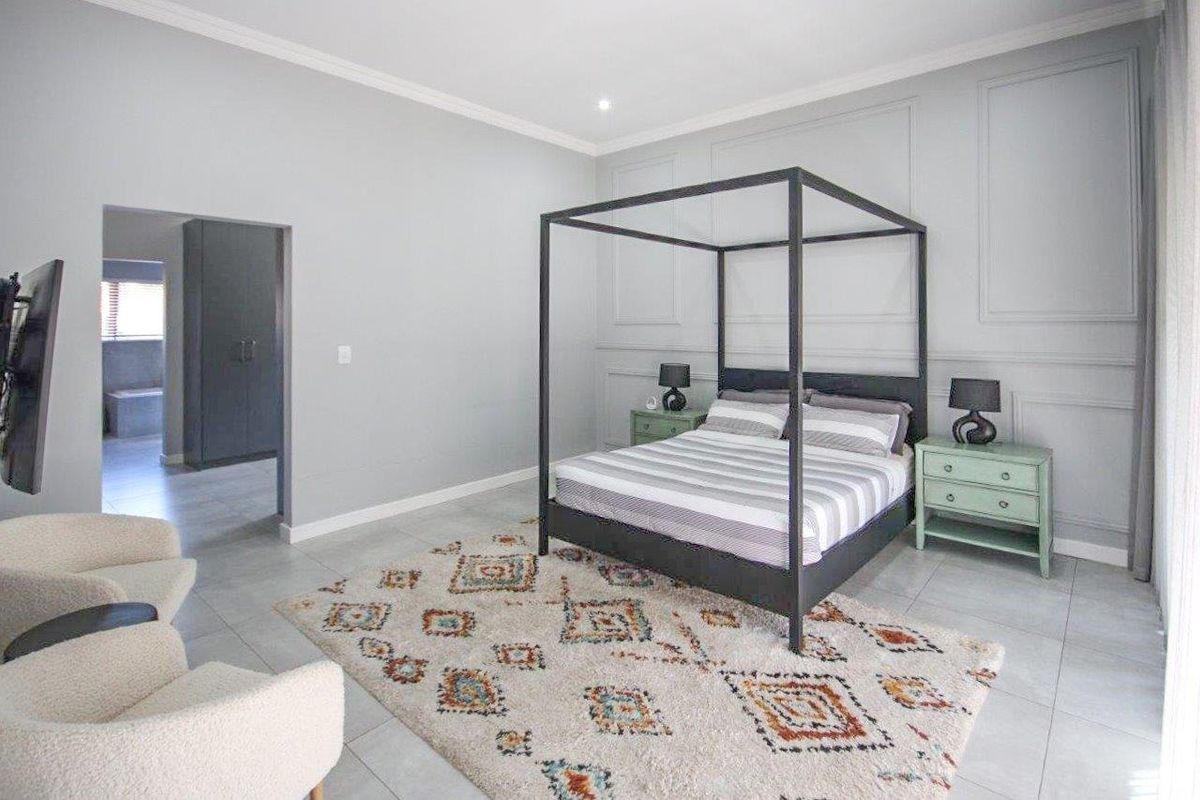 House For Sale In Hartbeespoort - Photo 4