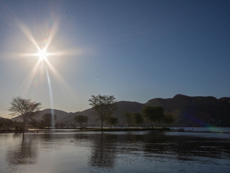 Luxury 4 bedroom Lakeside Living at Pecanwood Estate - Photo 5