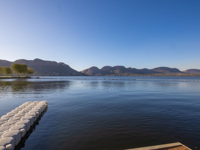 Luxury 4 bedroom Lakeside Living at Pecanwood Estate - Photo 6