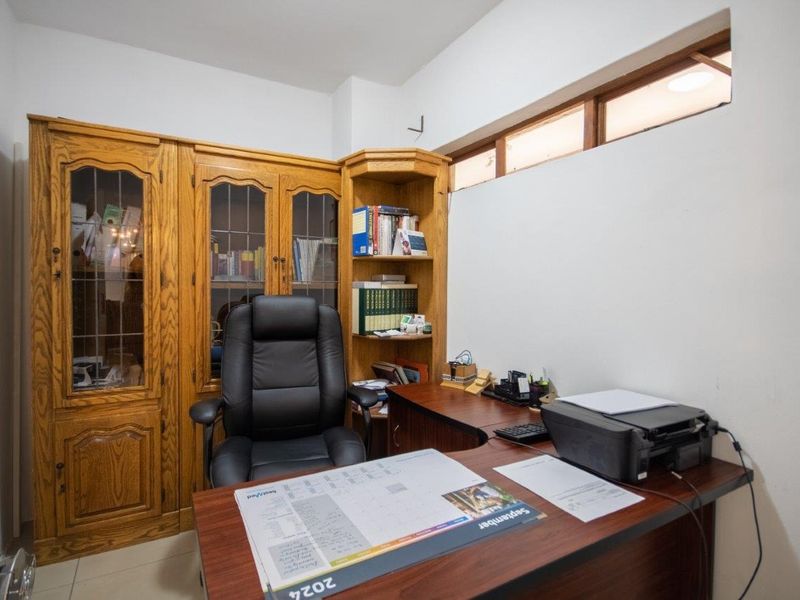 House For Sale In Hartbeespoort - Photo 9