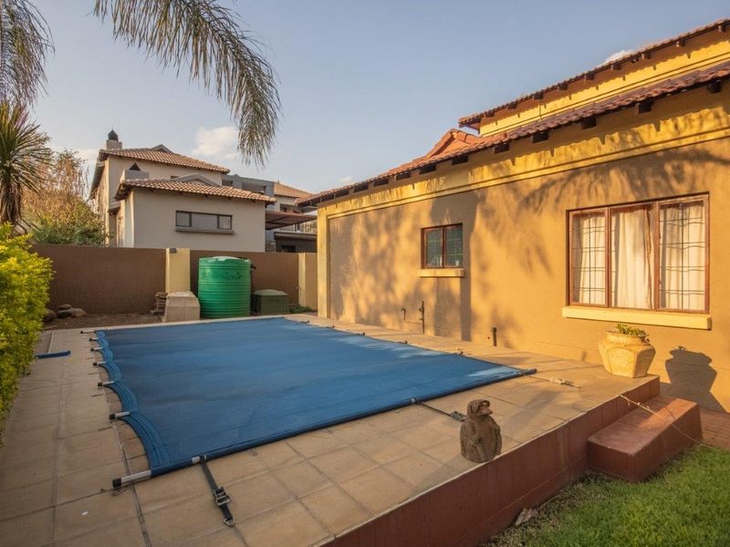 House For Sale In Hartbeespoort - Photo 8