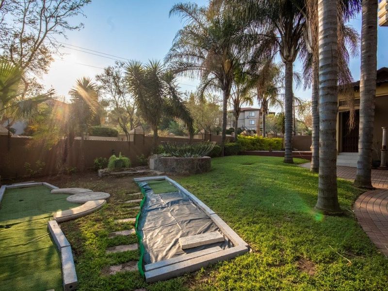 House For Sale In Hartbeespoort - Photo 7