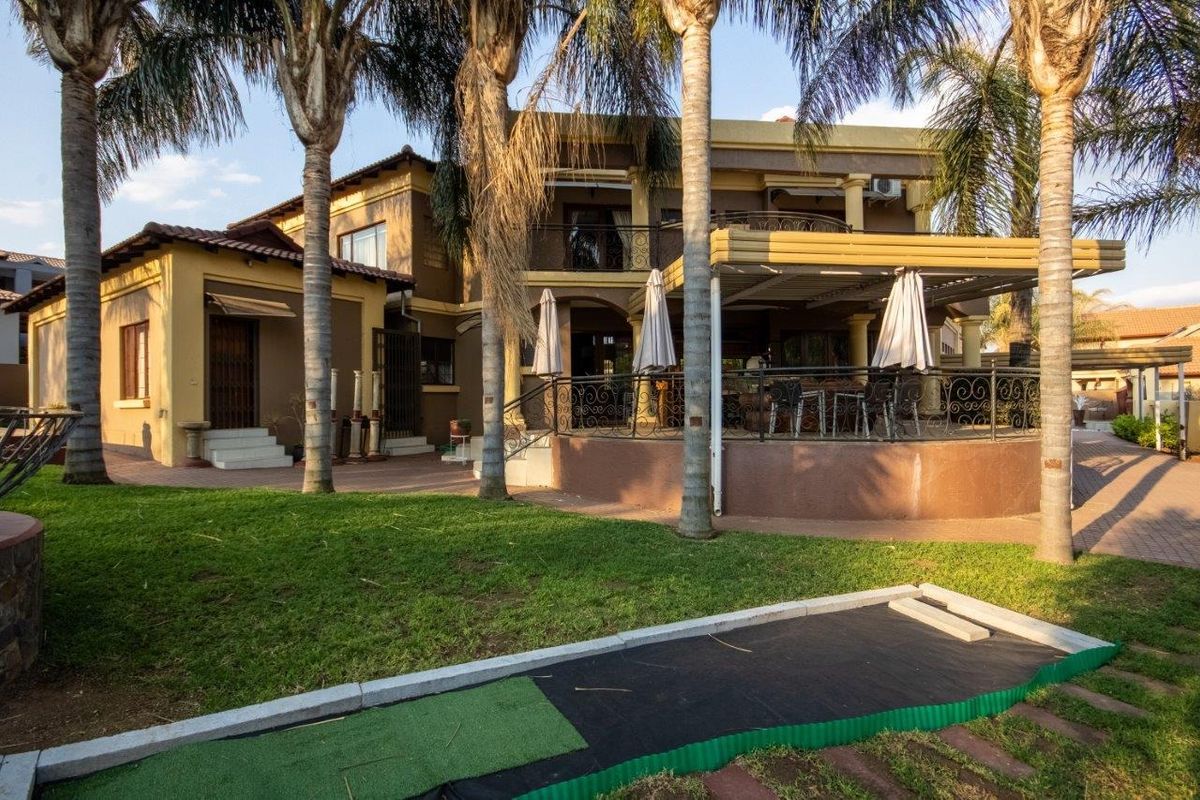 House For Sale In Hartbeespoort - Photo 5