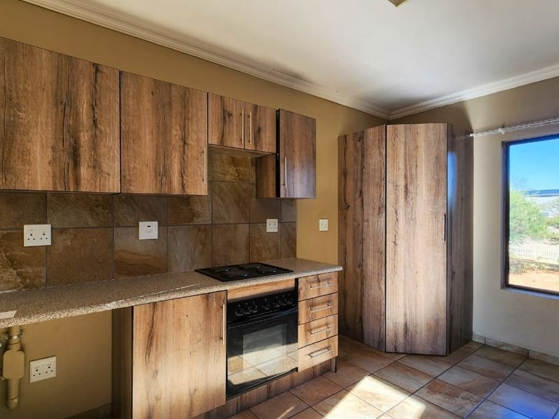 Apartment For Sale In Hartbeespoort - Photo 3