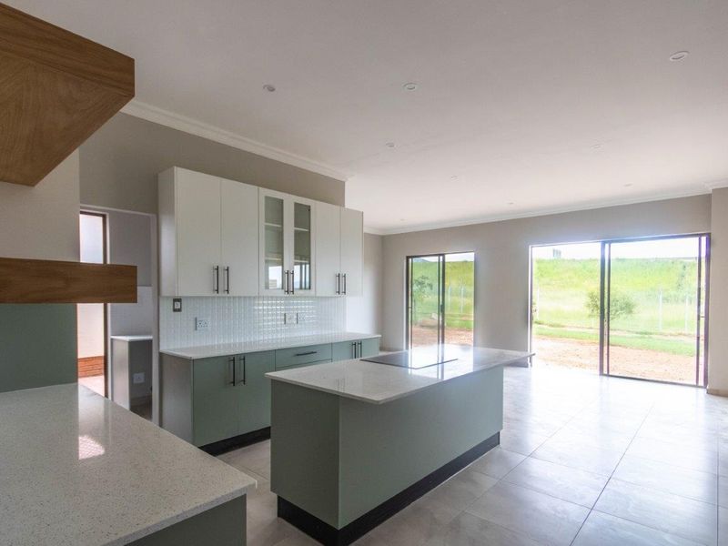 Retirement home with more space you can dream off - Photo 7