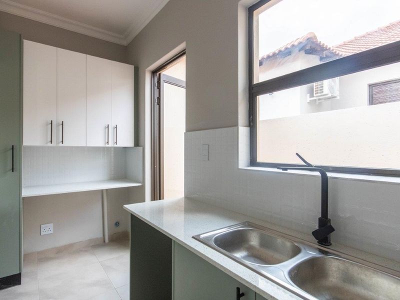 Retirement home with more space you can dream off - Photo 6