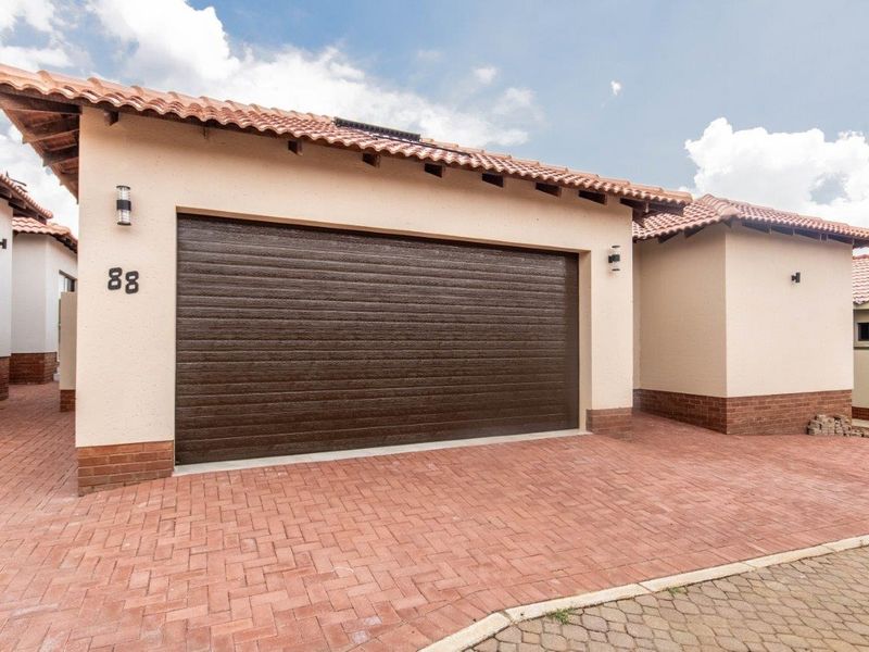 Retirement home with more space you can dream off - Photo 2