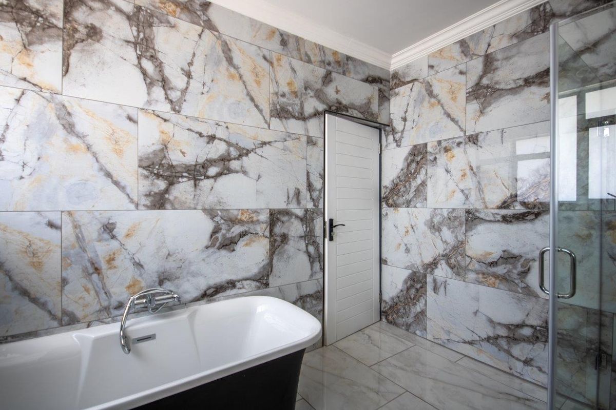 Luxury living fit for royalty - Photo 2