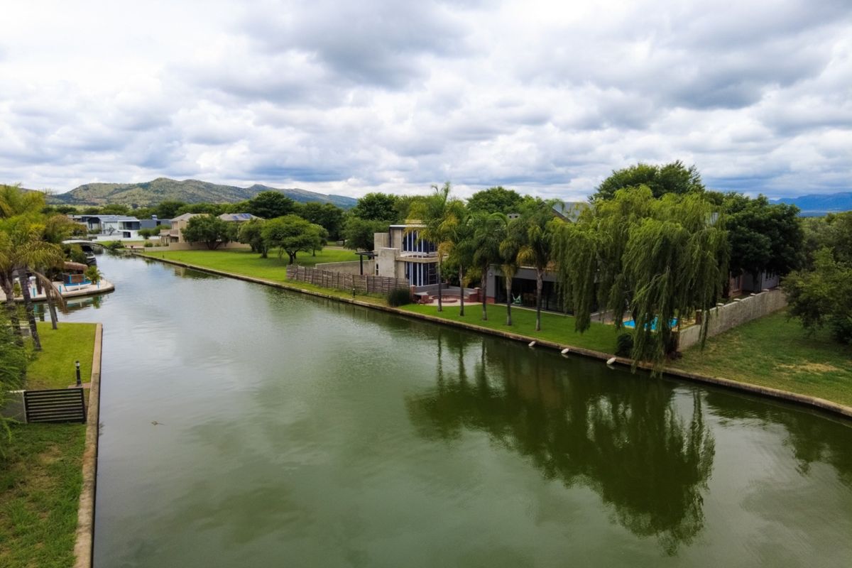 House For Sale In Hartbeespoort - Photo 5