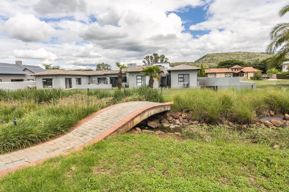 Expansive Stand with Greenbelt Views & Golf Course Access in The Islands Estate - Photo 4