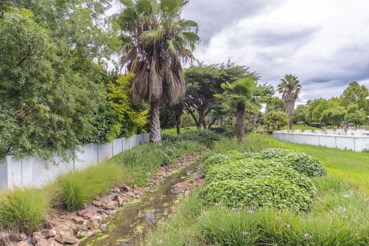 Expansive Stand with Greenbelt Views & Golf Course Access in The Islands Estate - Photo 5