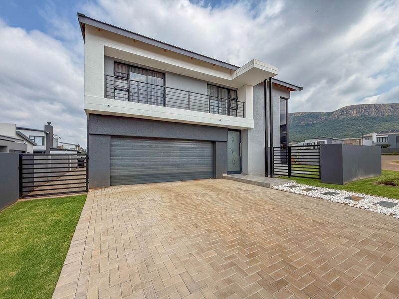 4 BEDROOM MASTERPIECE IN PINNACLE VIEW - Photo 5