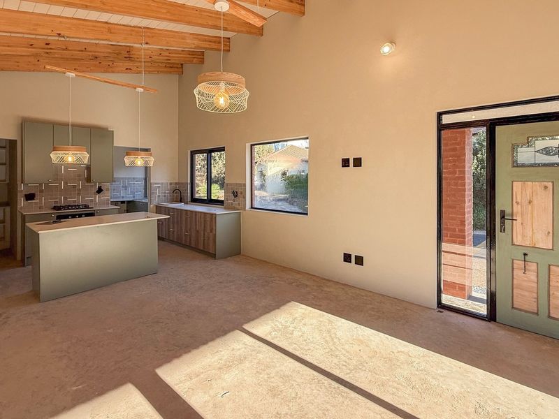 Effortless Estate Living With Farmland and Mountain Views - Photo 5