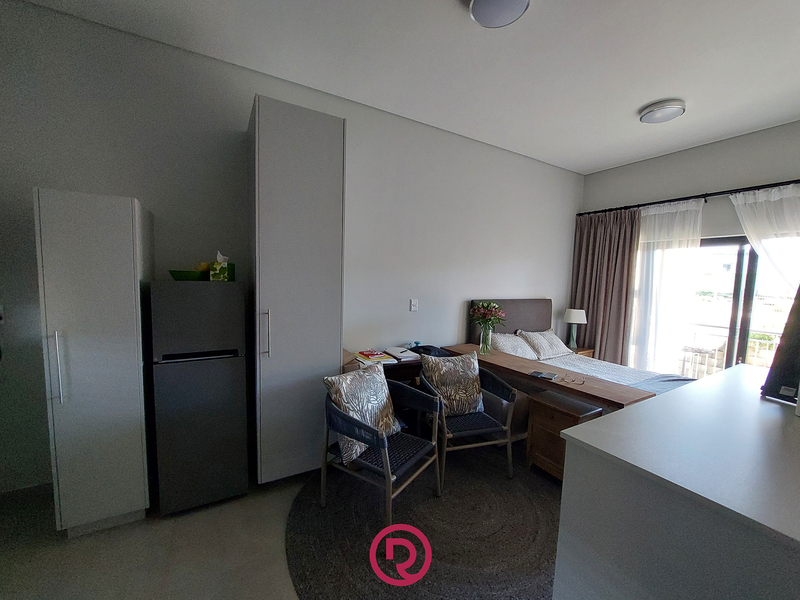 Effortless Retirement Living in Prestigious Hartland - Photo 9