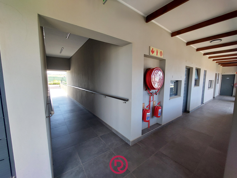 Effortless Retirement Living in Prestigious Hartland - Photo 6