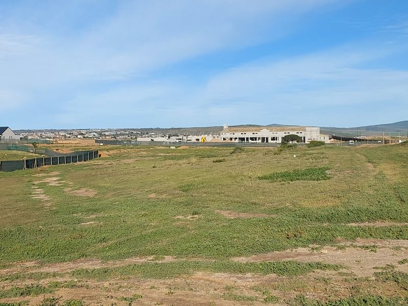 Effortless Retirement Living in the Heart of Hartland - Photo 2