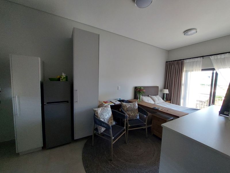 Effortless Retirement Living in the Heart of Hartland - Photo 7