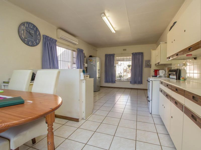 A Rare Find in Knoppieslaagte – Tranquil Country Living Meets Versatile Investment Potential - Photo 5