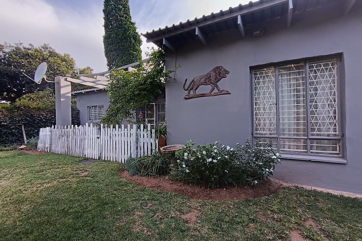 Income Generating Smallholding with 7 Garden Cottages – A Rare Investment Opportunity - Photo 5