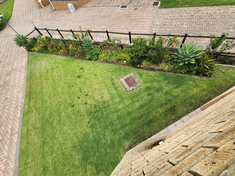 HARTENBOS- Compact and Functional Layout townhouse. - Photo 8