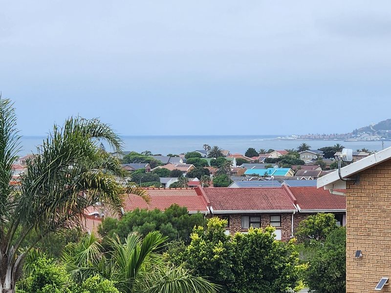 HARTENBOS- Compact and Functional Layout townhouse. - Photo 4