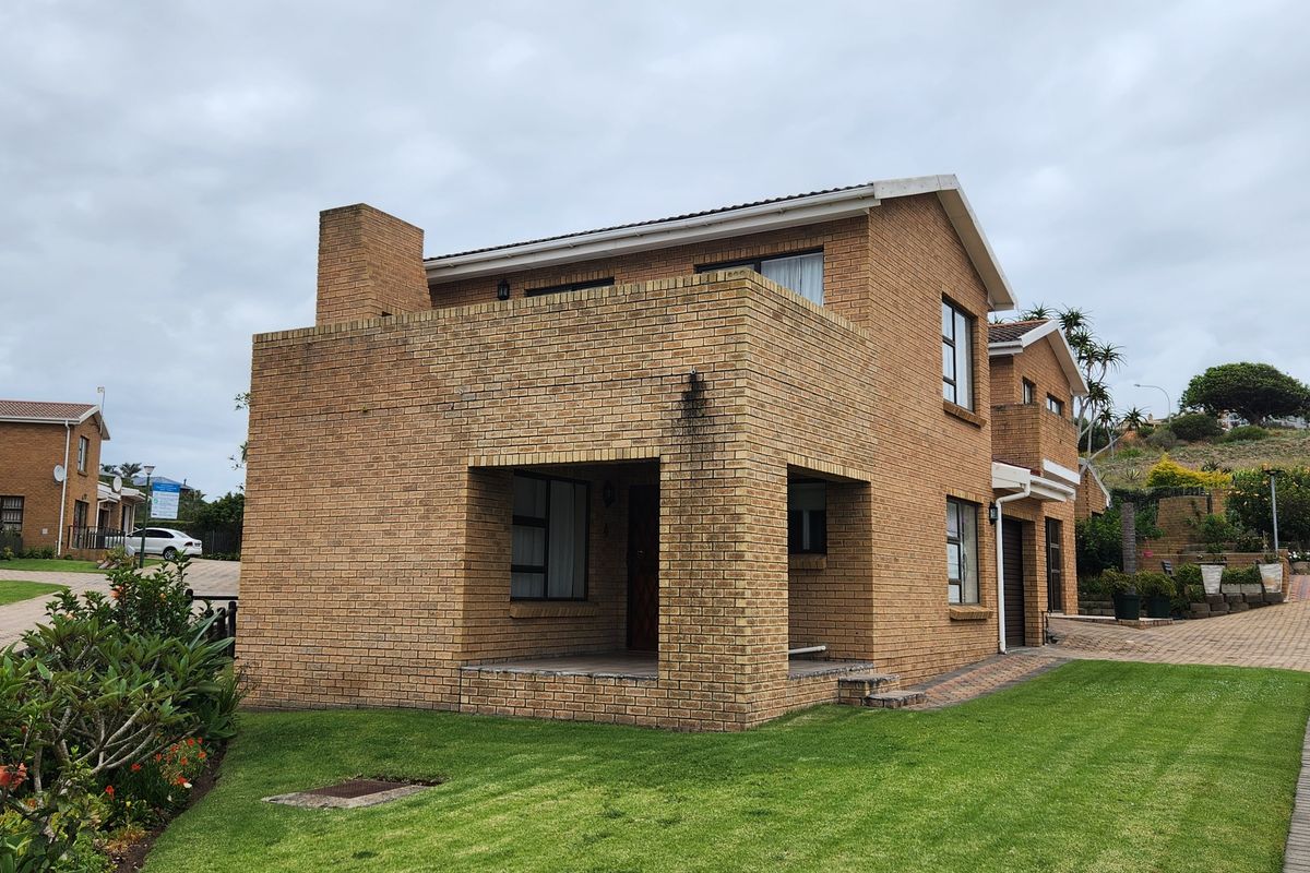 HARTENBOS- Compact and Functional Layout townhouse. - Photo 5
