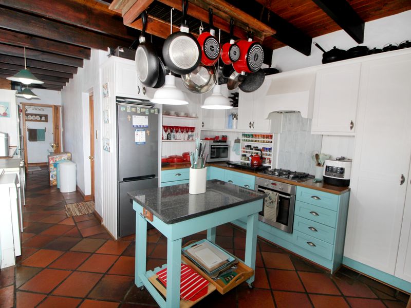 Stunning Cape Dutch Gem in Tergniet - Your Dream Home Awaits! - Photo 4