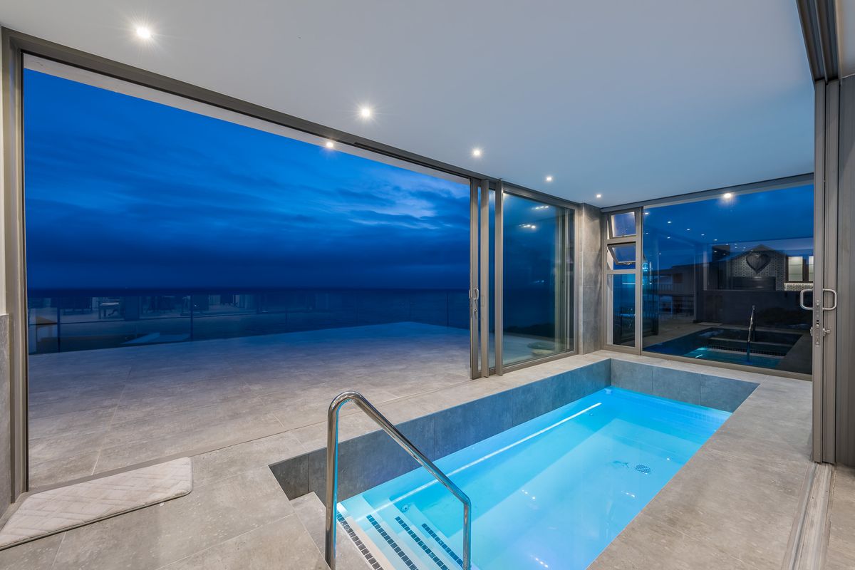 Elevated Living in Tranquil Luxury - Photo 2
