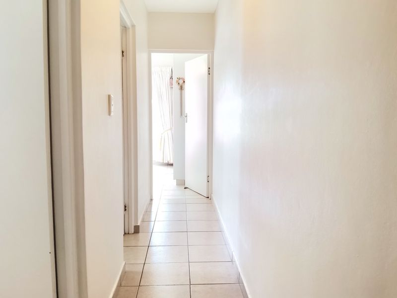 Cosy 3 bedroom apartment/flat located in Hartenbos Central. - Photo 9