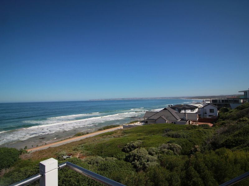 Beautiful home with pool Invester or big family - Photo 7