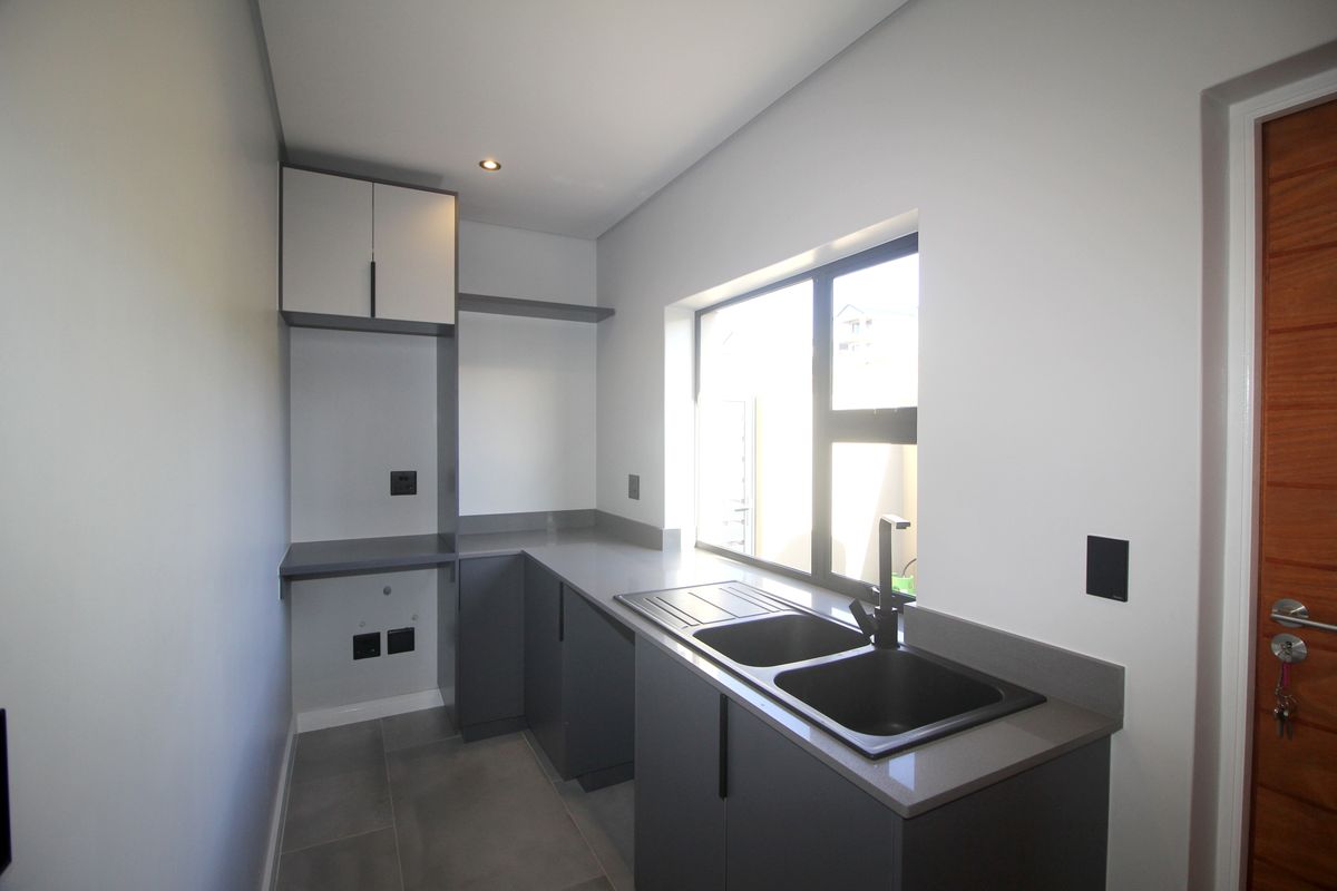 Beautiful Home in Hartland Lifestyle Estate - Photo 5