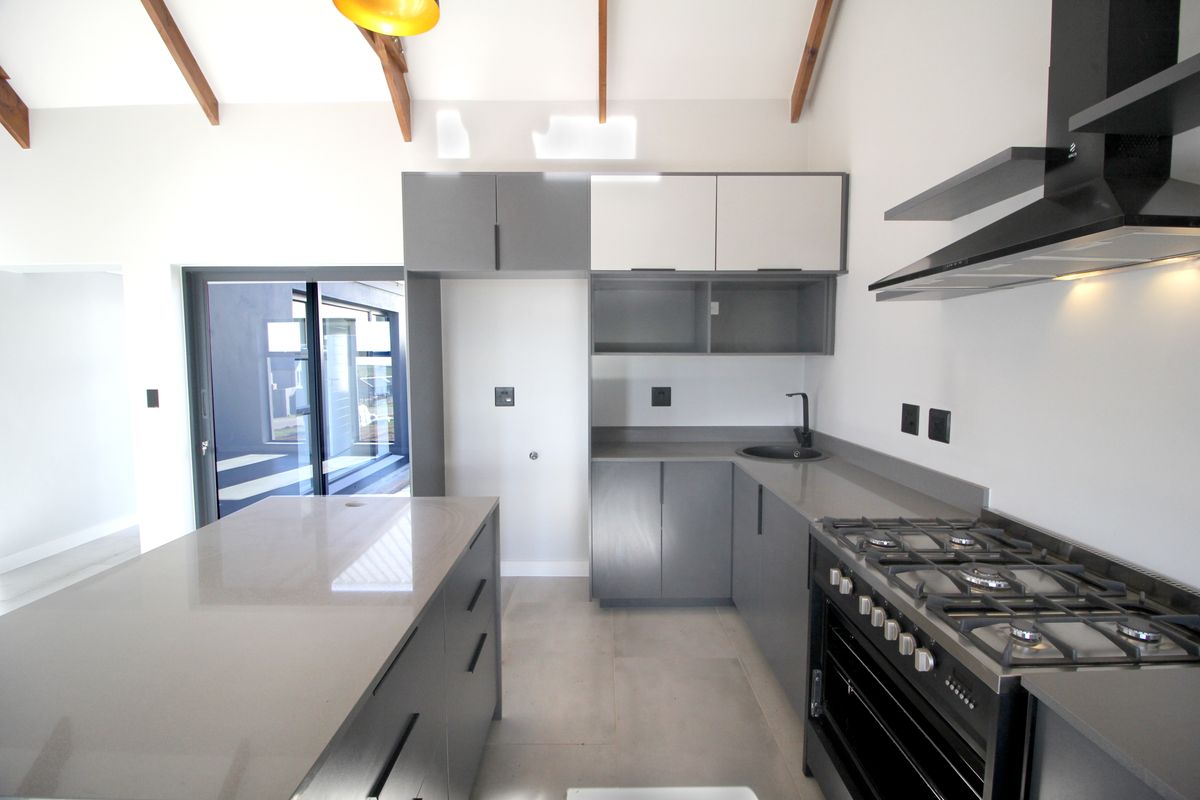 Beautiful Home in Hartland Lifestyle Estate - Photo 4