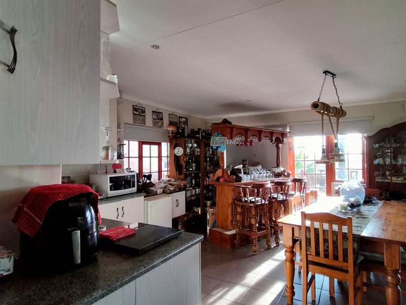 ENTERTAINER'S DREAM IN THE HEART OF THE GARDEN ROUTE - Photo 9