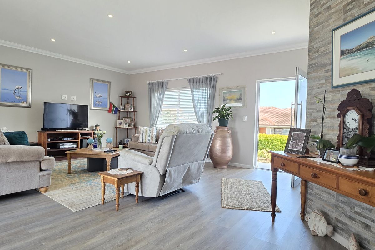 3 Bedrooms House for sale in Avonsdans - Photo 3