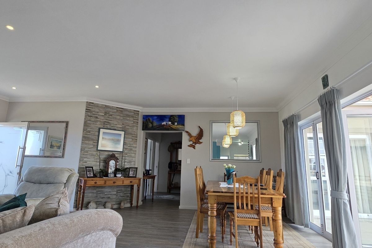 3 Bedrooms House for sale in Avonsdans - Photo 4