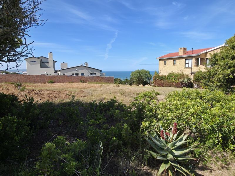 Your seaside escape awaits! In Boggomsbaai - Photo 4