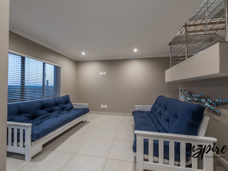 Modern 3-Bedroom Home with Breathtaking Views in Hartland Lifestyle Estate - Photo 5