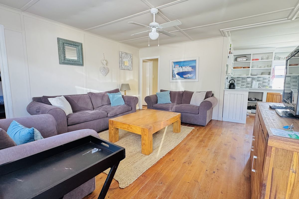 Prime Location Alert! Hartenbos Central "Karoo Dorp" Family Holiday Home - Photo 5