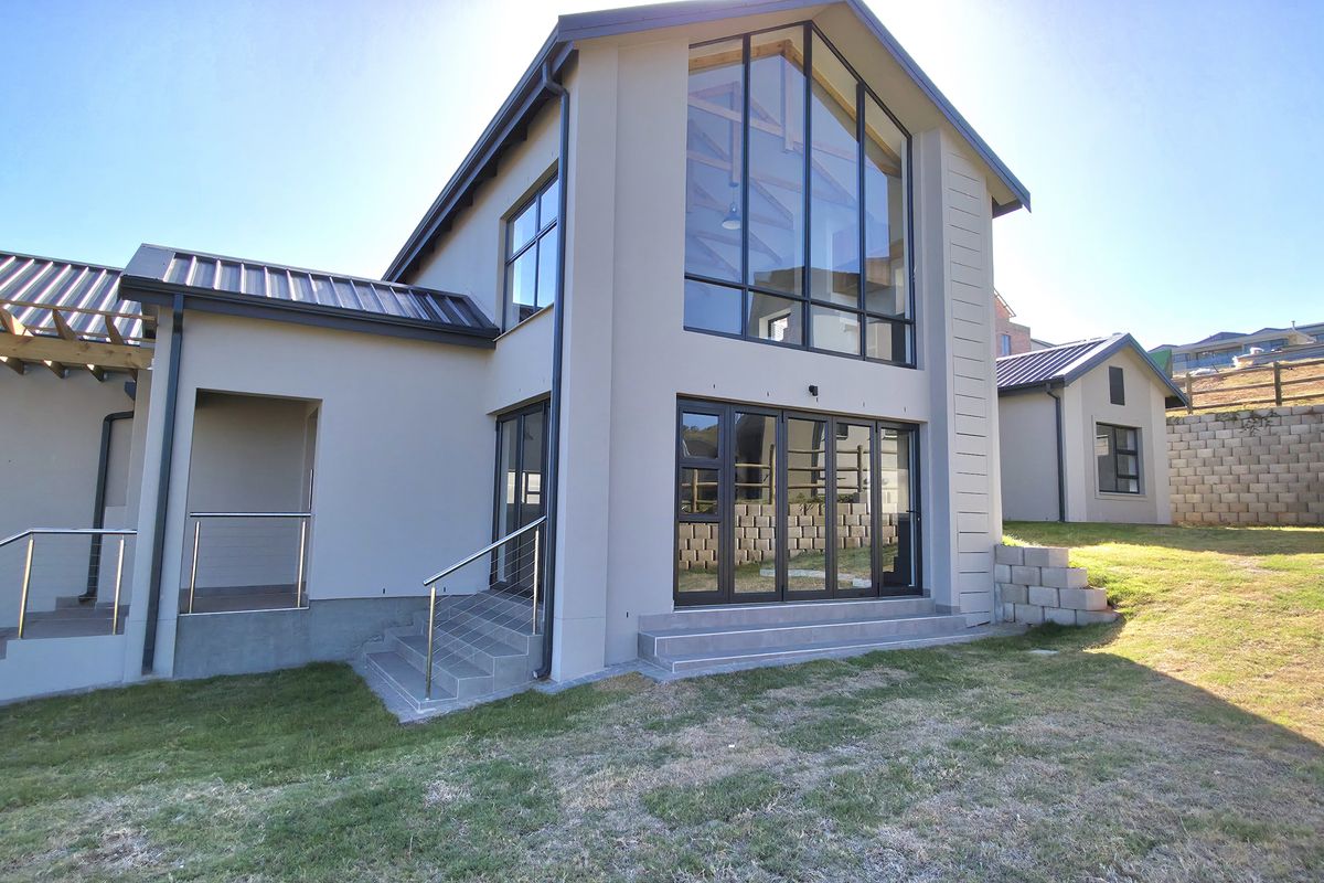 3 Bedroom home with seaview for sale in Hartland Lifestyle Estate - Photo 2