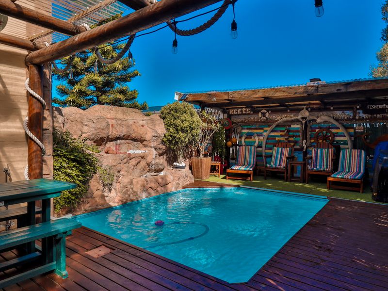 COASTAL ENTERTAINER’S HAVEN IN ISLAND VIEW!! - Photo 8