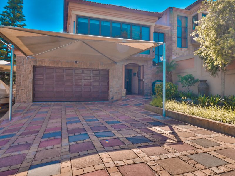 COASTAL ENTERTAINER’S HAVEN IN ISLAND VIEW!! - Photo 2