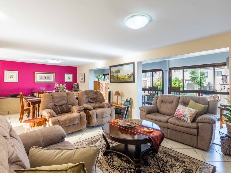 Well-priced, Lock-Up-and-Go, Move-In Ready Townhouse!!! - Photo 6