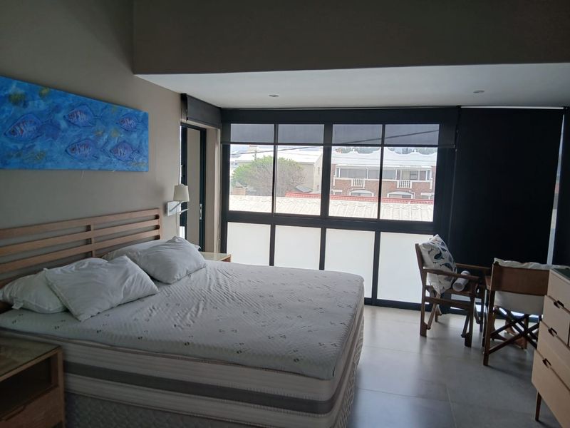 Modern Fully Furnished Coastal Home | Short-Term Rental (3–6 Months) - Photo 3