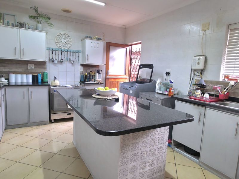 Prime Opportunity in Deoville Park, Hartenbos - Photo 4