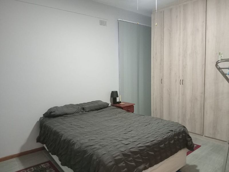 GROUND FLOOR GEM IN CENTRAL Mossel Bay – 2 BEDROOM FLAT FOR SALE! - Photo 7