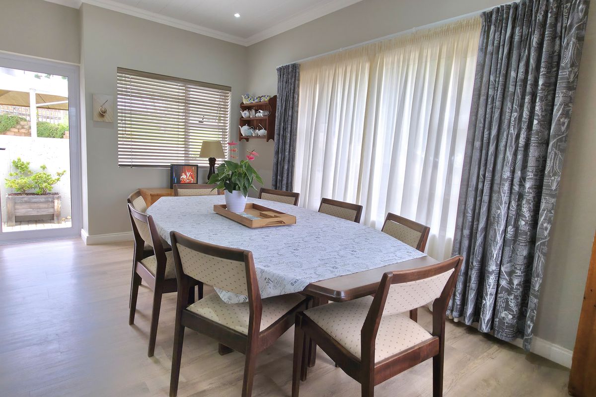 A Modern Family Home with Space, Style, and Scenic Views - Photo 5