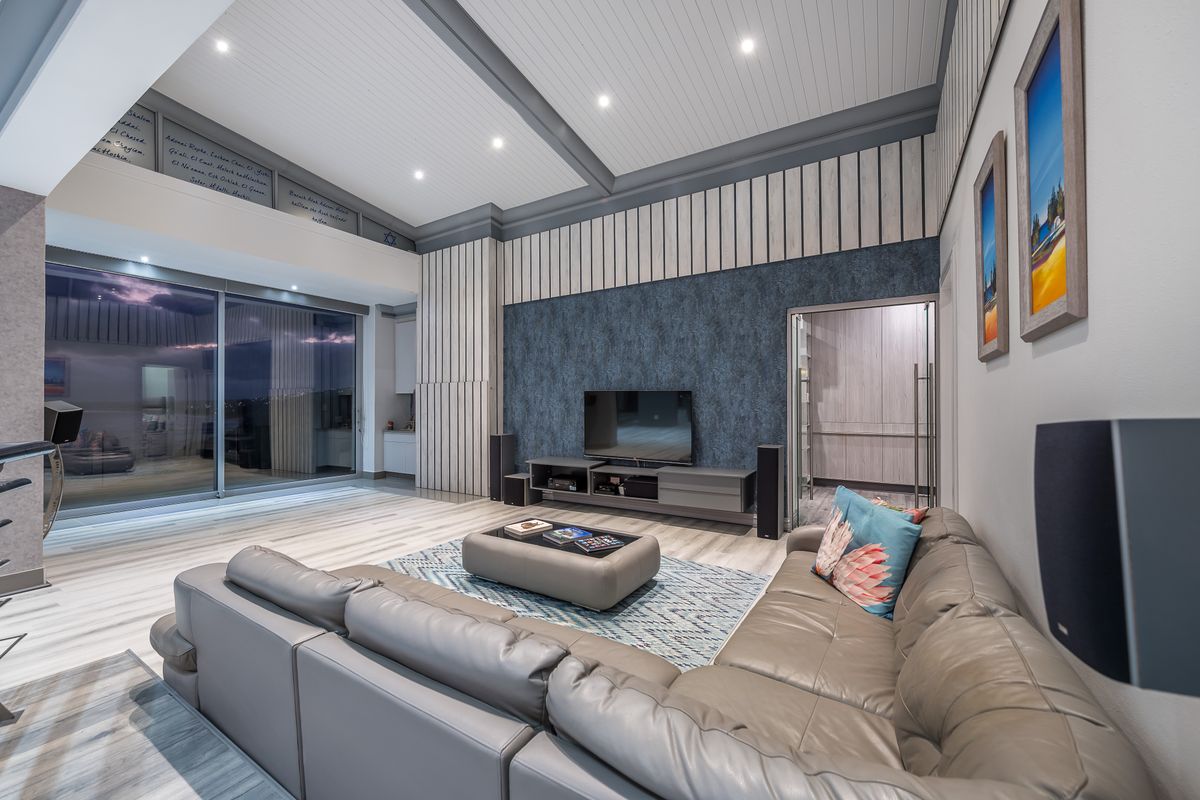 Exclusive Oyster Bay Residence Framing Pinnacle Point’s Most Spectacular Ocean Vistas - Photo 3