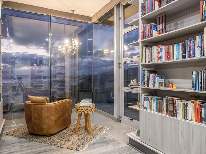 Exclusive Oyster Bay Residence Framing Pinnacle Point’s Most Spectacular Ocean Vistas - Photo 9